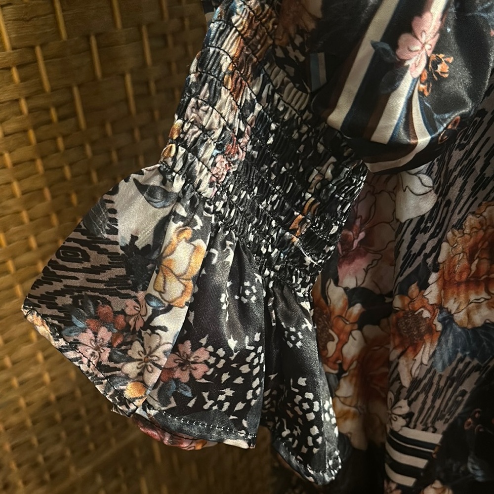 Floral Navy Maxi Dress - Picture 7 of 16